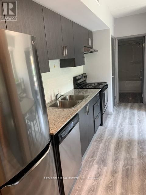 Building Photo - 275F Larch St