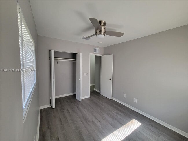 Foto del edificio - 1414 NW 8th Ave
