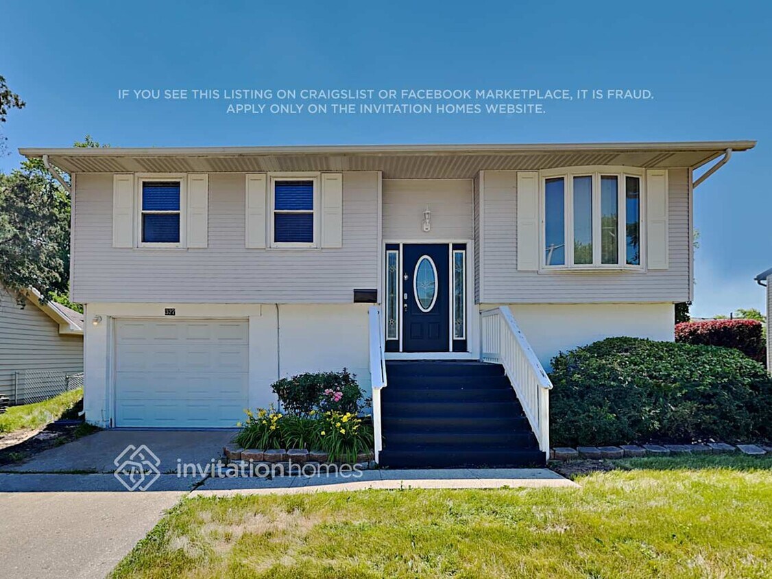 Foto principal - 327 Hemlock Ave