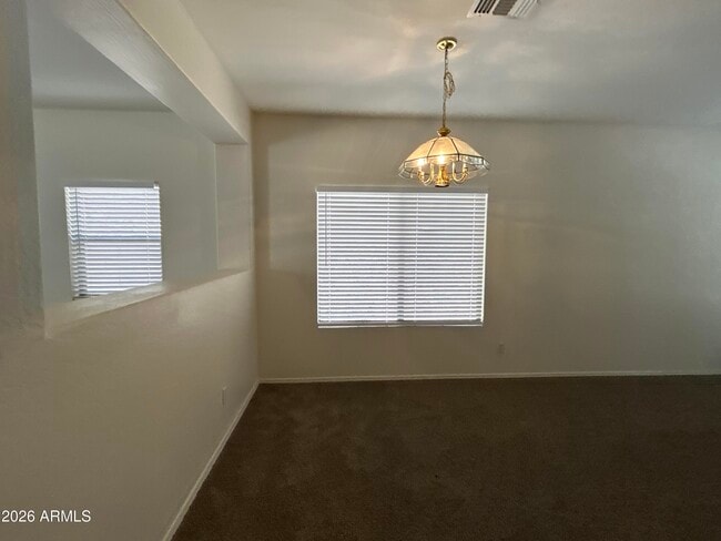 Foto del edificio - 6809 W Nicolet Ave