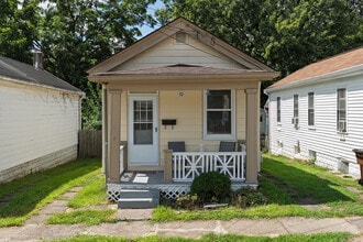 Building Photo - 2741 Dakota Ave