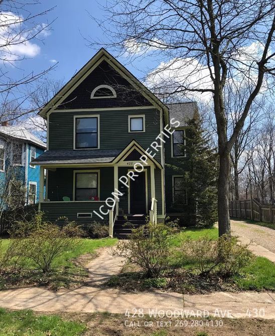 428 Woodward Ave Unit 430, Kalamazoo, MI 49007 Room for Rent in