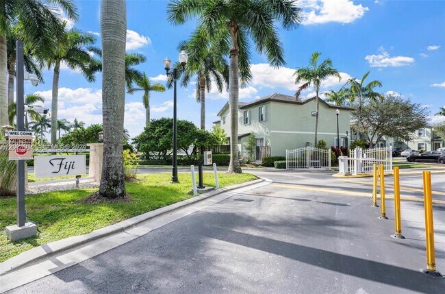 Foto del edificio - 2885 SE 1st Dr