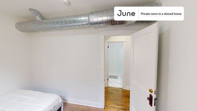 Foto del edificio - Room in Shared 4 bed/2 bath home
