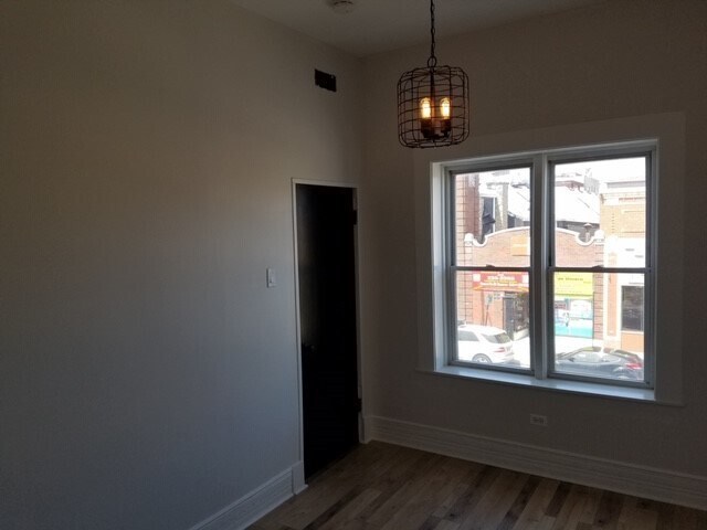Foto del edificio - 1741 W Chicago Ave