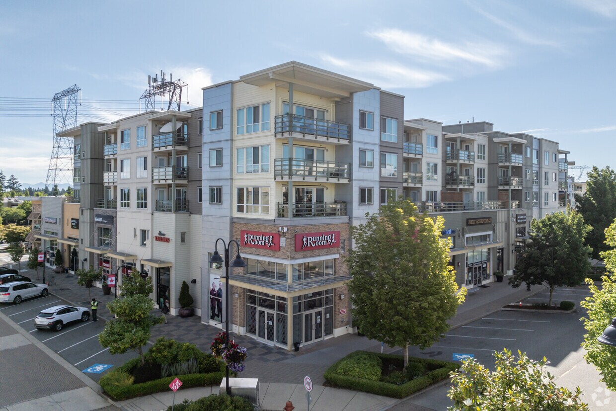 Building Photo - 15745 Croydon Dr