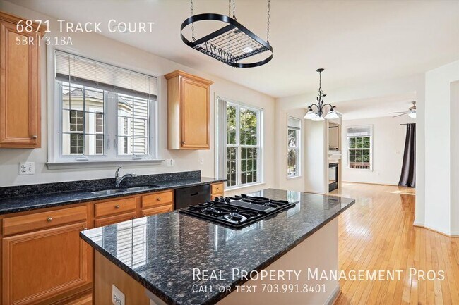 Foto del edificio - Qualify For a Zero Deposit/Downtown Haymarket