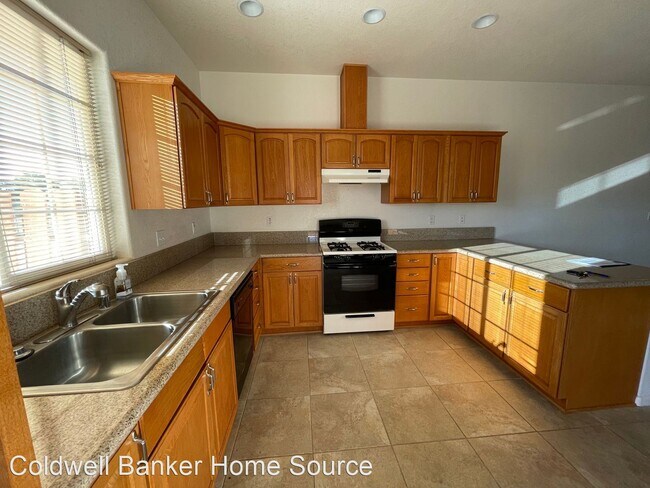 Building Photo - 2 br, 2 bath House - 8130 Fifth Ave.