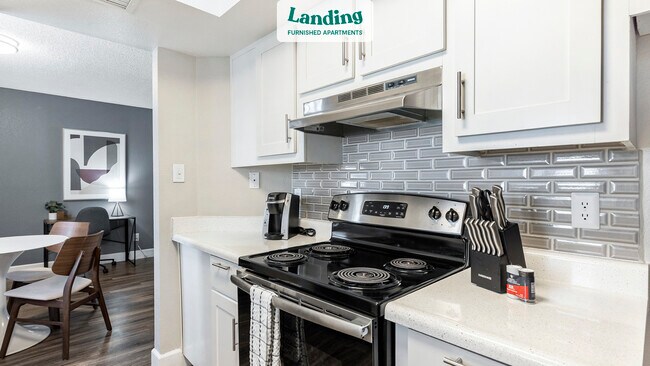 Foto del edificio - 8650 W Peoria Ave