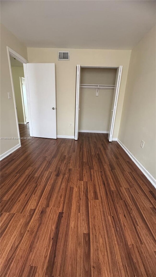 Foto del edificio - 2767 NW 192nd Terrace