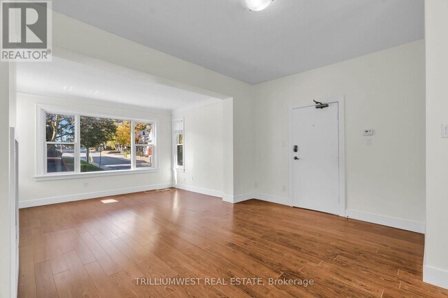 Photo du bâtiment - 98 Church St