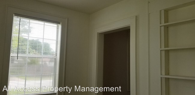 Foto del edificio - 2 br, 1 bath House - 2715 Barclay Ave.