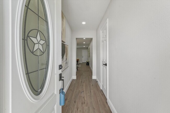 Foto del edificio - 15439 Indian Woods Dr