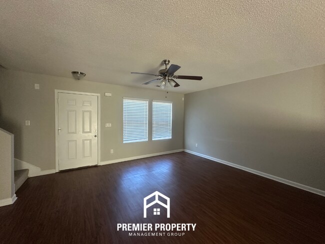 Building Photo - Modern 2-Story 3BR/2.5BA Cordova Home | Hardwood Floors & 2-Car Garage