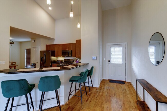 Foto del edificio - 2216 Chenevert St
