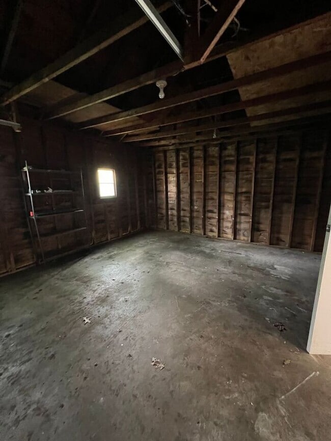 Building Photo - 2 bedroom Single Family Home Niles