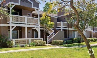 Foto principal - 2300 Catalina Cir