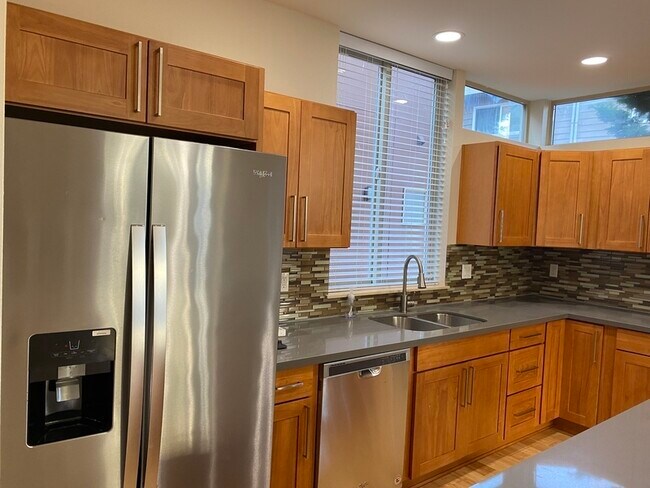 Foto del edificio - 8623 23rd Ave NE