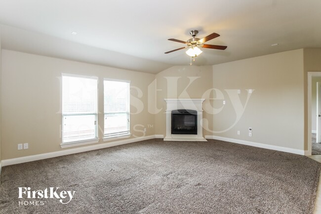 Building Photo - 4325 Bayport Dr