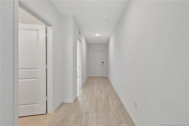 Building Photo - 4977 Armina Pl