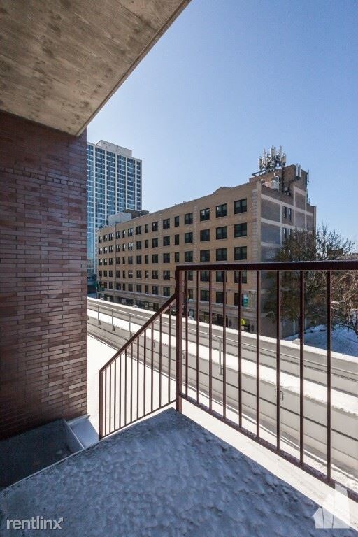 Foto del edificio - 3700 N Broadway