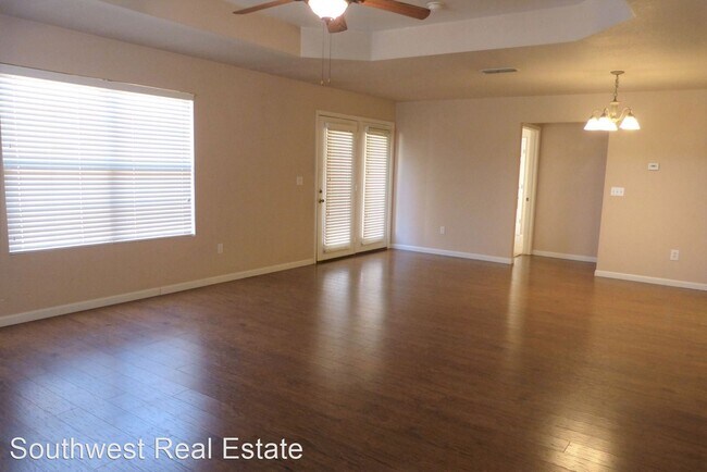 Foto del edificio - 2 br, 2 bath House - 2325 Newman