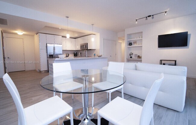 Foto del edificio - 999 SW 1st Ave
