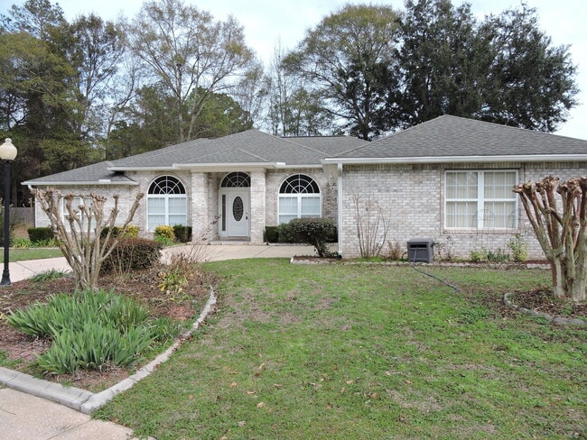 Foto del edificio - 5831 Buckskin Ct