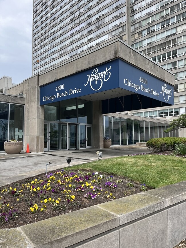 Foto del edificio - 4800 S Chicago Beach Dr