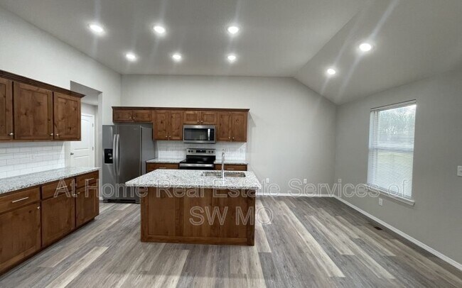 Foto del edificio - 537 S Evergreen Ave