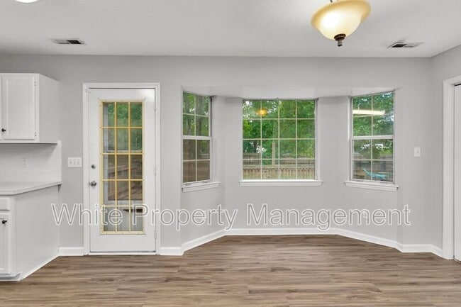 Building Photo - 3501 Sassafras Trail