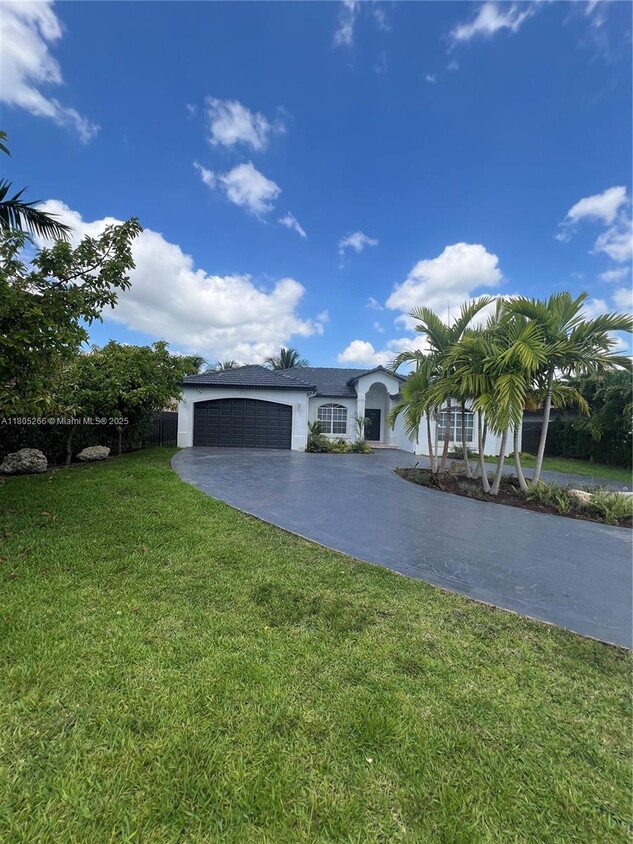 Primary Photo - 2682 SW 139th Pl