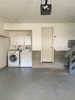 Building Photo - 1366 Oak Ridge Dr