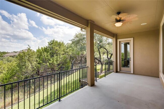 Foto del edificio - A Private Hill Country Retreat Designed fo...