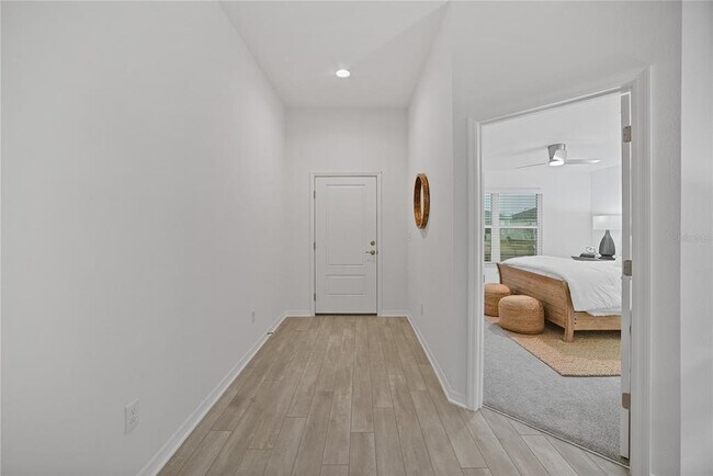 Foto del edificio - 7661 Rutherford Ln