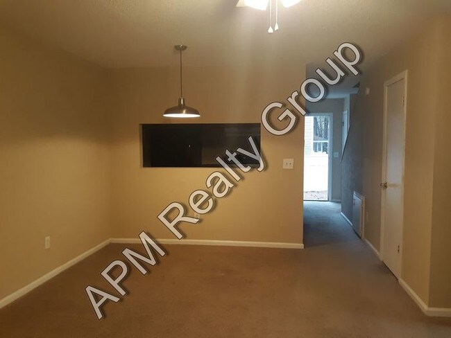 Building Photo - St. Andrews townhouse now available!