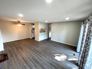 Building Photo - 1209 Braxton Ct