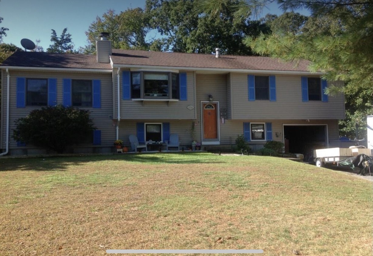 Foto principal - 19 Robin Hollow Ln