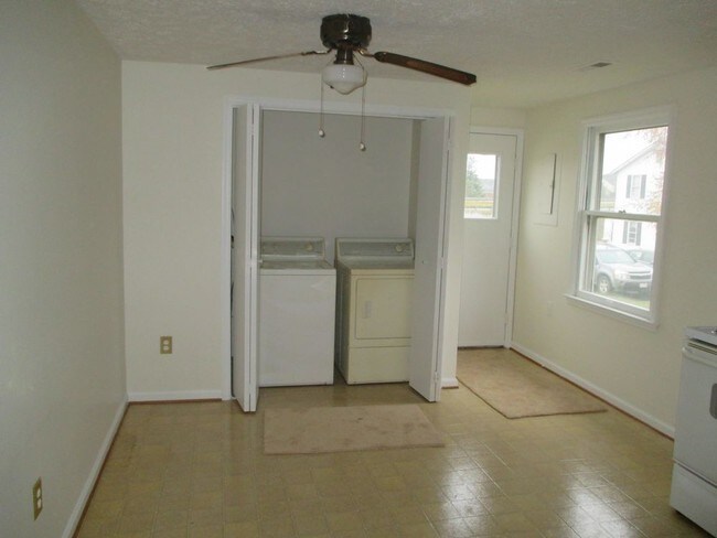 Foto del edificio - Bealeton Home for rent