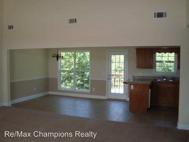 Building Photo - 3 br, 2.5 bath House - 5509 River Rock Ct