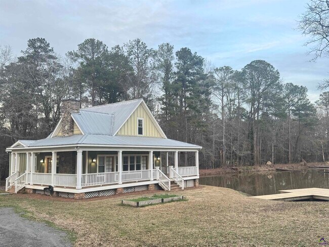 Foto del edificio - 5817 Thomaston Rd