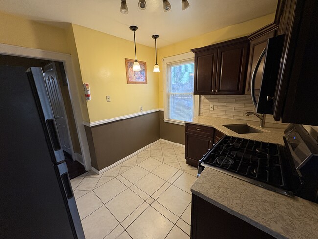 Building Photo - 11543 Mexico St