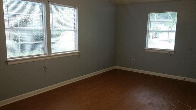 Building Photo - 1725 Atkamire Dr