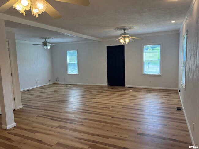 Foto del edificio - 4108 Eastern Ave