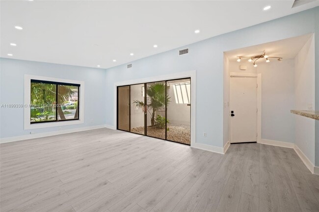Building Photo - 7366 SW 105th Pl