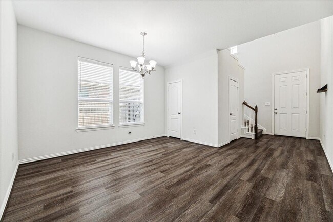 Building Photo - 31423 Elkcreek Bend Dr