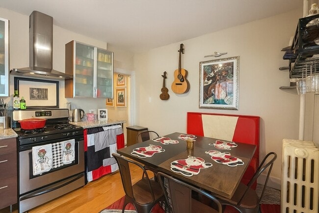 Foto del edificio - 456 Medford St