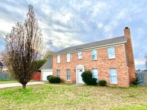 Building Photo - 7669 Gallant Fox Cove