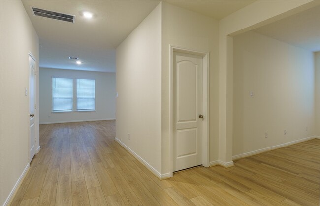 Building Photo - 22419 Hawberry Blossom Ln