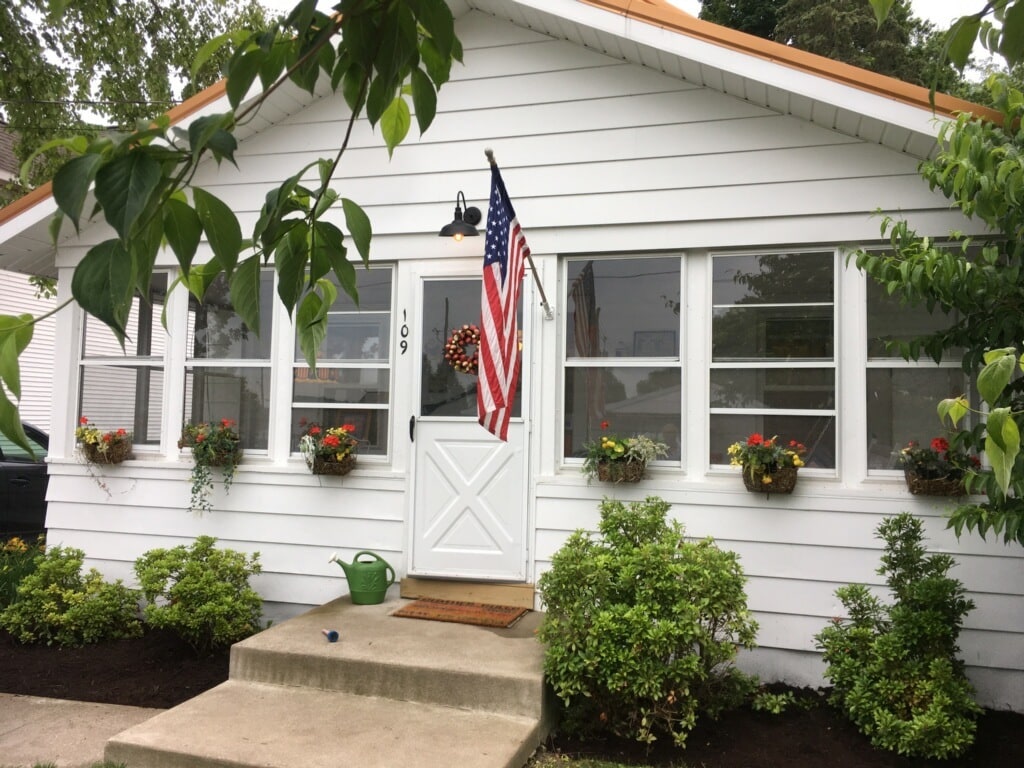 109 Cypress St, Edinboro, PA 16412 House Rental in Edinboro, PA